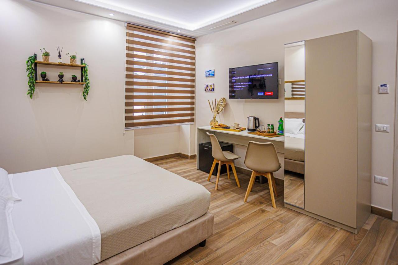 Peca'S Room Naples Luaran gambar