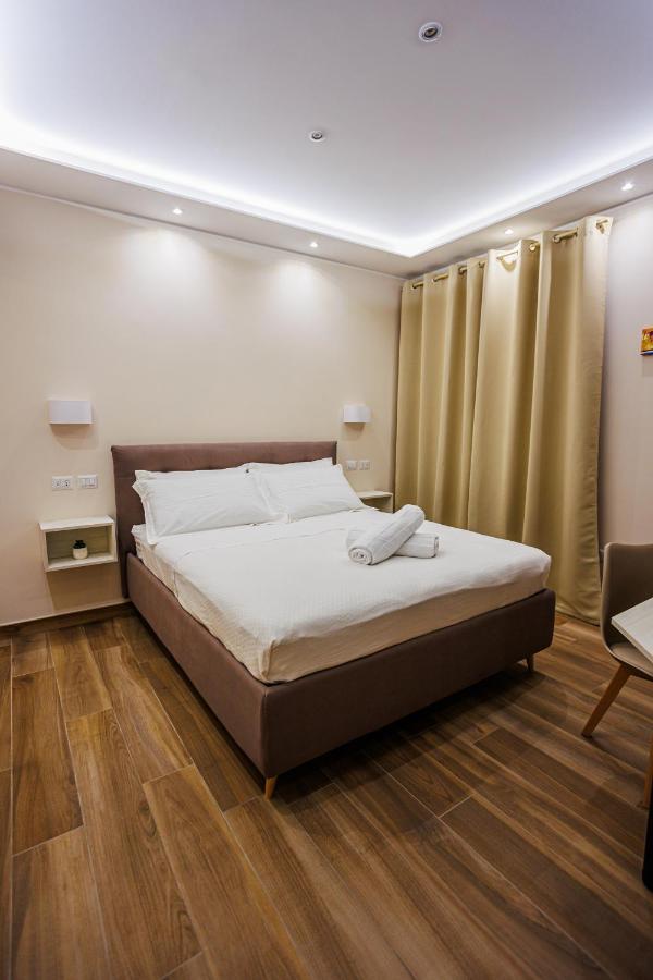 Peca'S Room Naples Luaran gambar