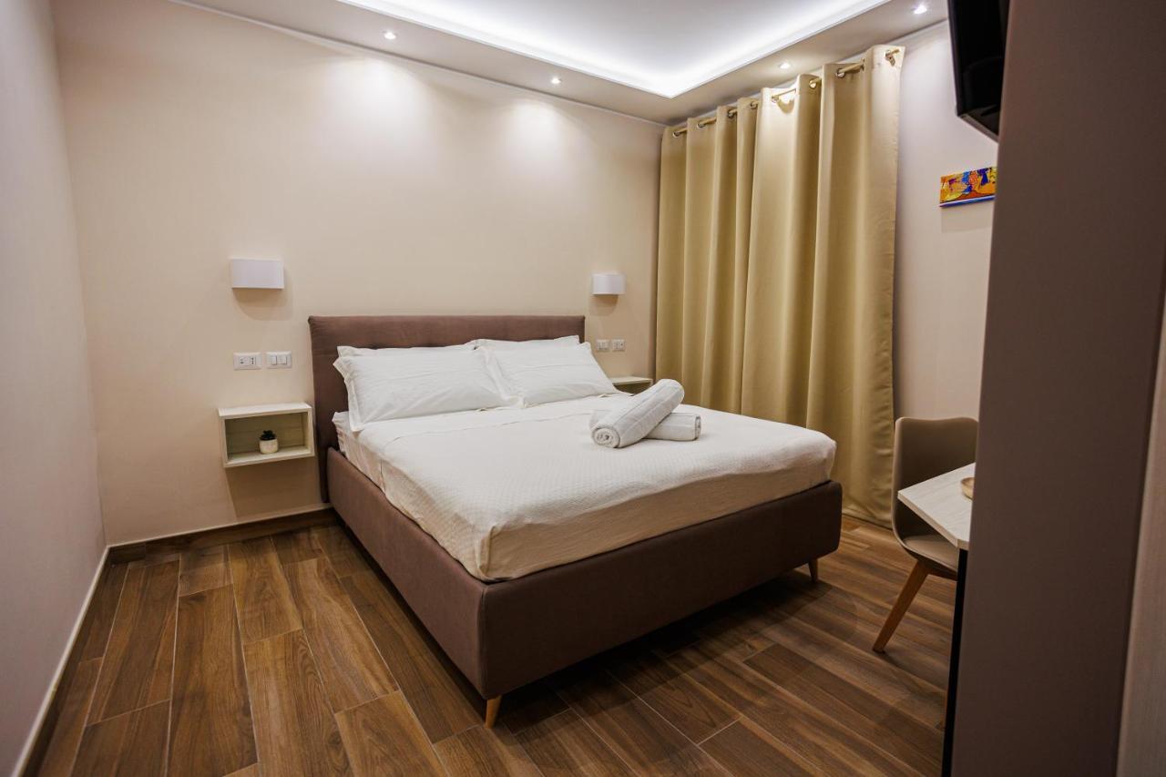 Peca'S Room Naples Luaran gambar